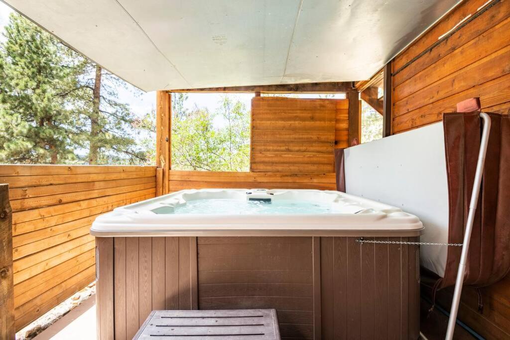 Private Hot Tub Overlooking Pikes Peak Woodland Park Εξωτερικό φωτογραφία